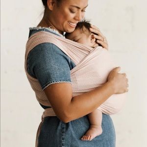 Blush Swiss Dot Solly Baby Wrap